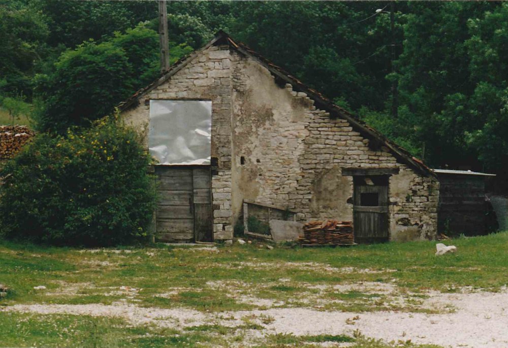 abri mémoire avant retauration 2001%2001%20001%20abri%20m%C3%A9moire