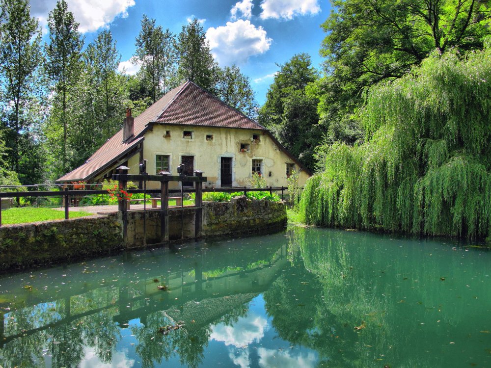 Fourbanne,_le_moulin_et_sa_retenue